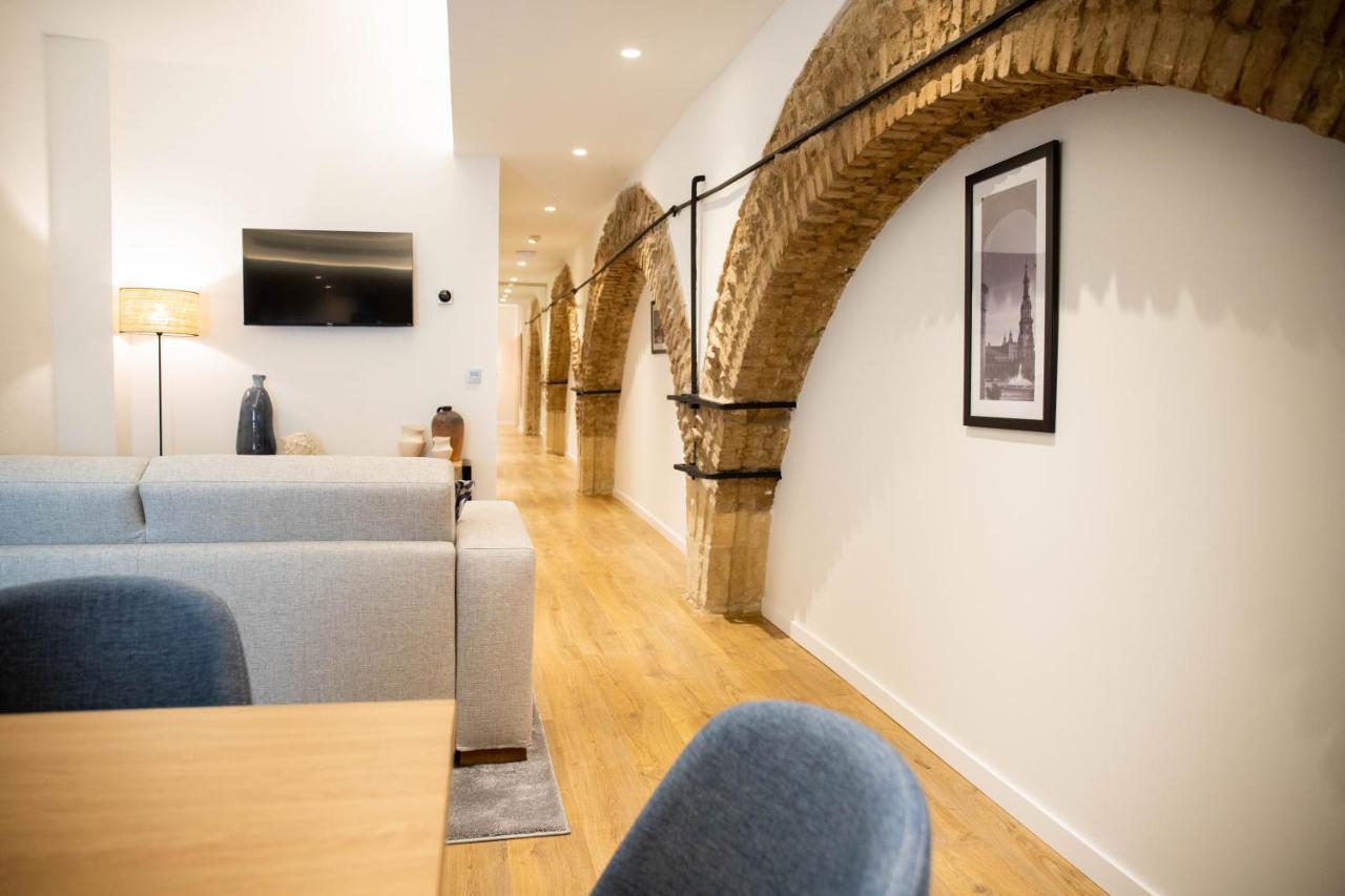Nqn Aparts & Suites Sevilla Εξωτερικό φωτογραφία