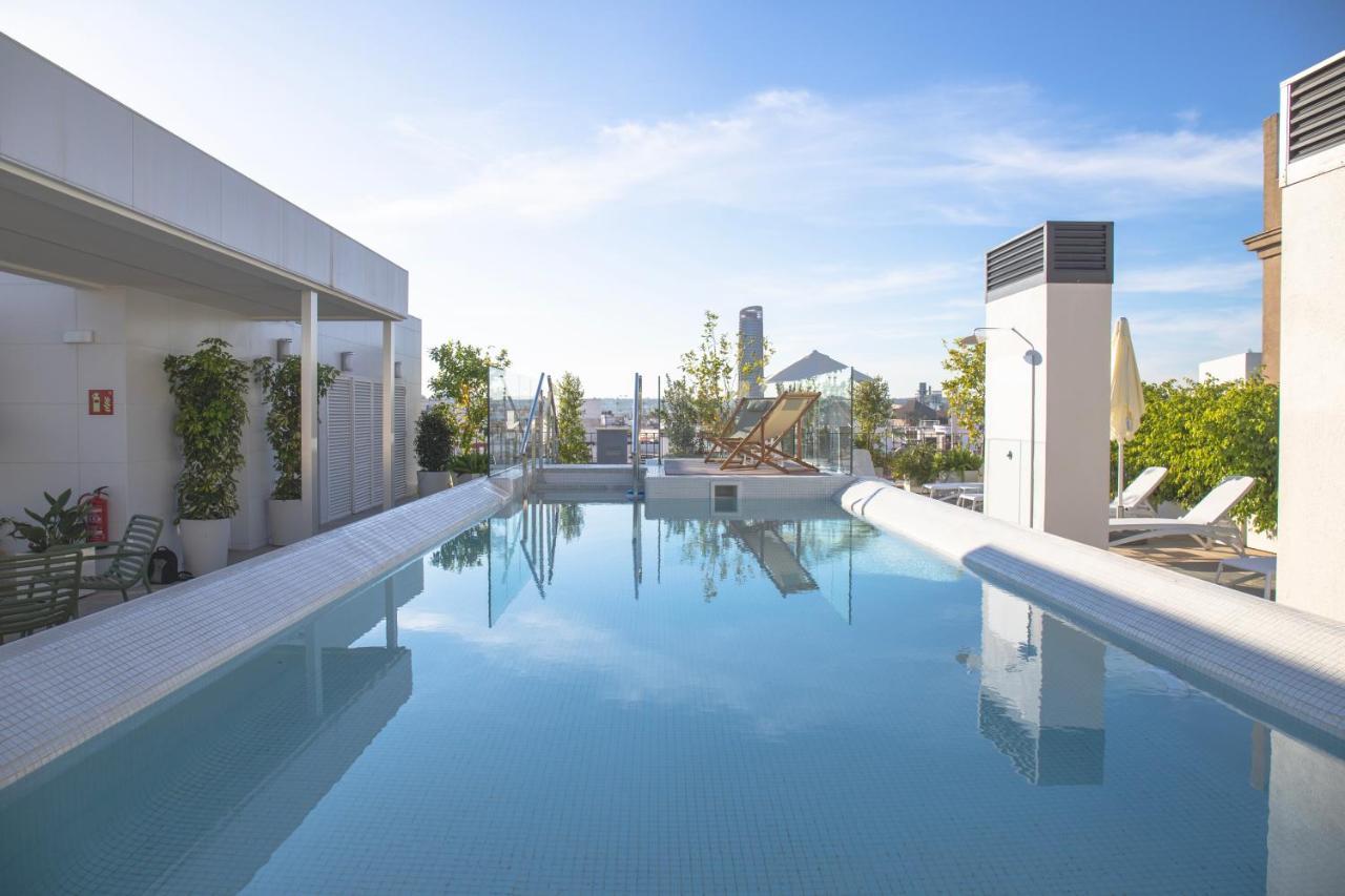Nqn Aparts & Suites Sevilla Εξωτερικό φωτογραφία