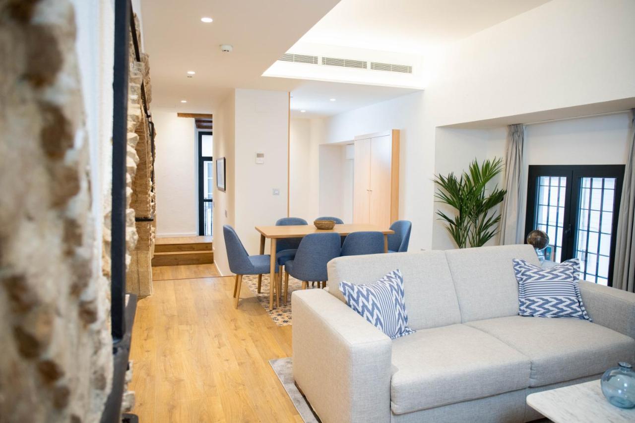 Nqn Aparts & Suites Sevilla Εξωτερικό φωτογραφία