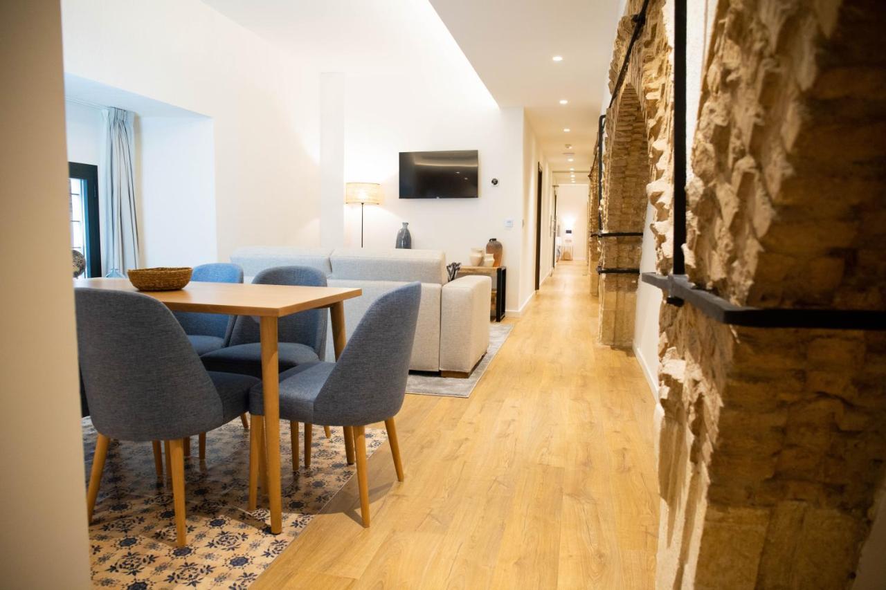 Nqn Aparts & Suites Sevilla Εξωτερικό φωτογραφία