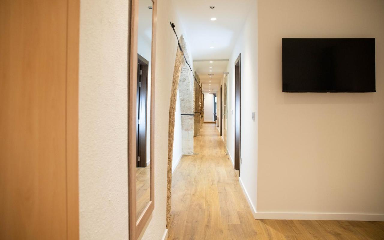 Nqn Aparts & Suites Sevilla Εξωτερικό φωτογραφία