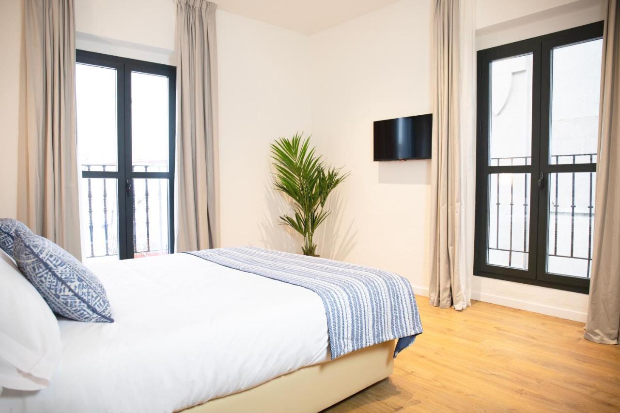 Nqn Aparts & Suites Sevilla Εξωτερικό φωτογραφία