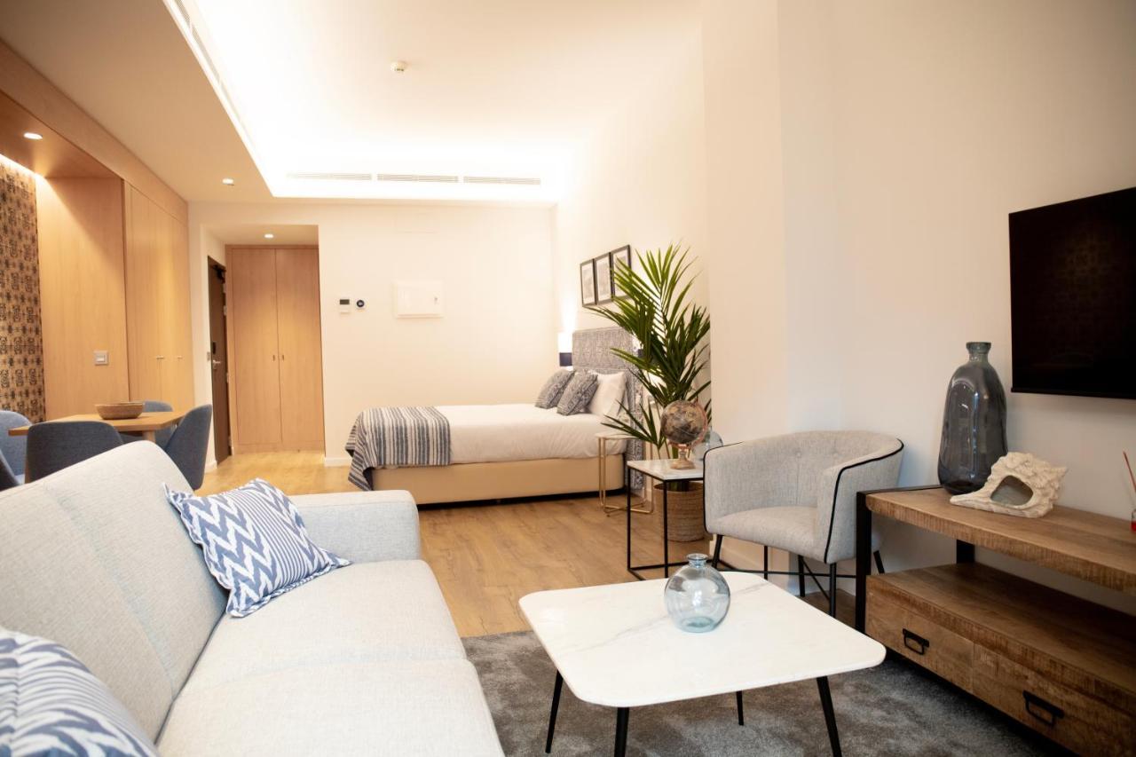 Nqn Aparts & Suites Sevilla Εξωτερικό φωτογραφία